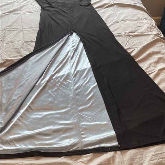 Windsor Black Sleeveless dress - Picture 9 of 12